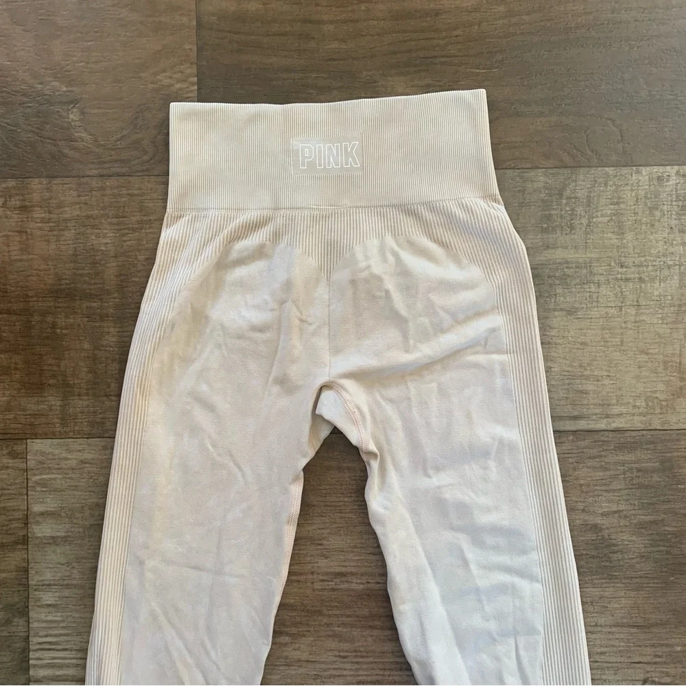 Victoria’s Secret PINK cream leggings high rise seamless - Picture 7 of 11